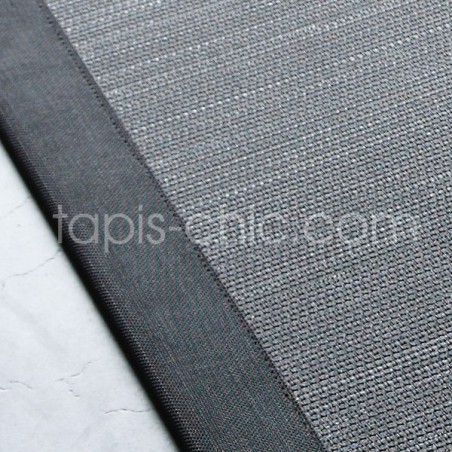 Tapis gansé moderne d'extérieur par Dickson Tapis gansé moderne d'extérieur par Dickson