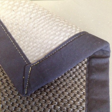 Tapis en sisal gansé tressé gris foncé personnalisable Tapis en sisal gansé tressé gris foncé personnalisable