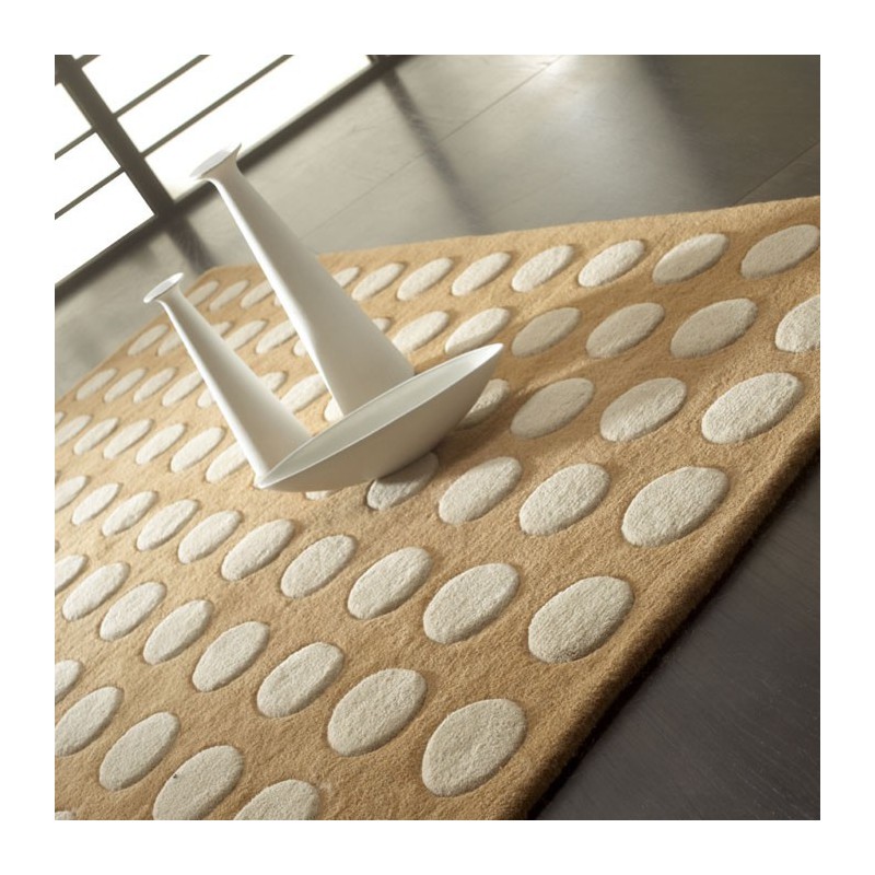 Tapis Design Pompons Marron et Beige par Carving