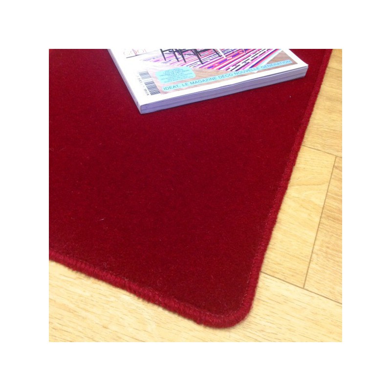 Tapis sur mesure en laine Framboise gamme Velvet finition surjet