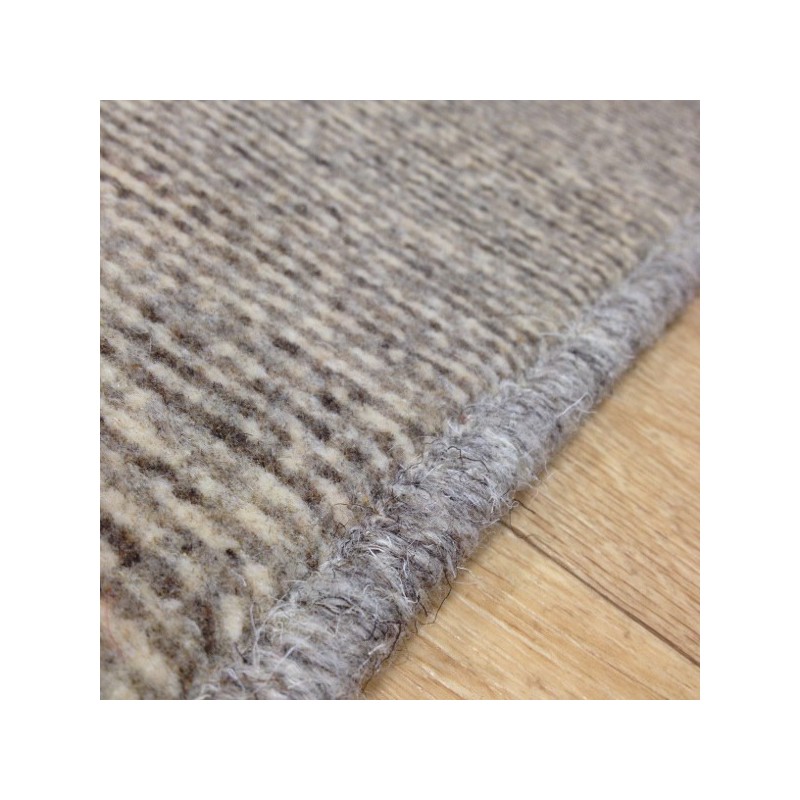 Tapis sur mesure en laine Gris Ecru gamme Axminster finition surjet
