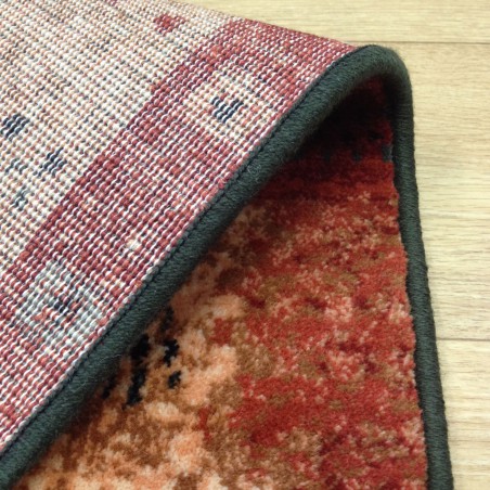Dessous du tapis Dessous du tapis