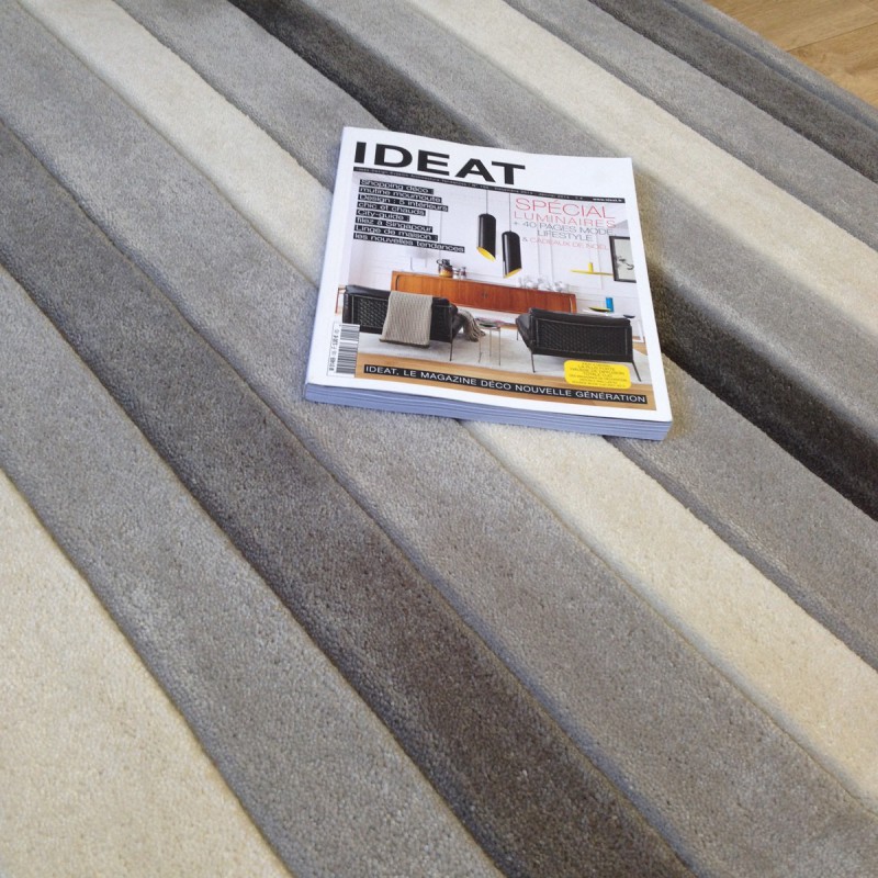 Tapis rayé gris et écru par Tapis Chic Collection