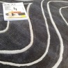 Tapis design vague avec du relief gris foncé et fines vagues en gris clair Tapis design vague avec du relief gris foncé et fines vagues en gris clair
