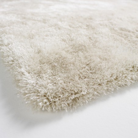 Tapis shaggy beige en polyester par Tapis Chic Collection Tapis shaggy beige en polyester par Tapis Chic Collection