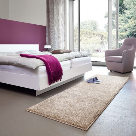 Tapis uni beige rectangulaire par Tapis Chic Collection Tapis uni beige rectangulaire par Tapis Chic Collection
