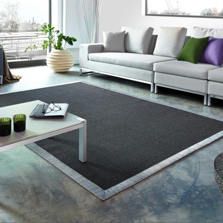 Tapis sur-mesure en sisal gansé anthracite Tapis sur-mesure en sisal gansé anthracite