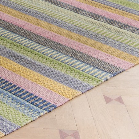 Tapis en laine tissé à la main rayures multicolores par Ligne Pure Tapis en laine tissé à la main rayures multicolores par Ligne Pure