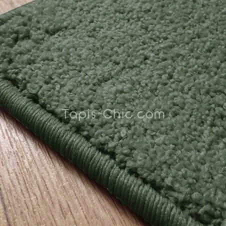 Tapis sur mesure Vert Foncé gamme Larea par Vorwerk Tapis sur mesure Vert Foncé gamme Larea par Vorwerk