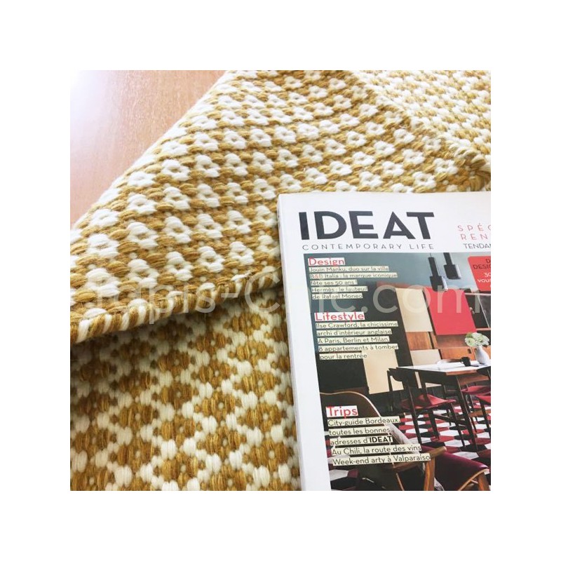 Tapis en laine Mic Mac moutarde par Angelo