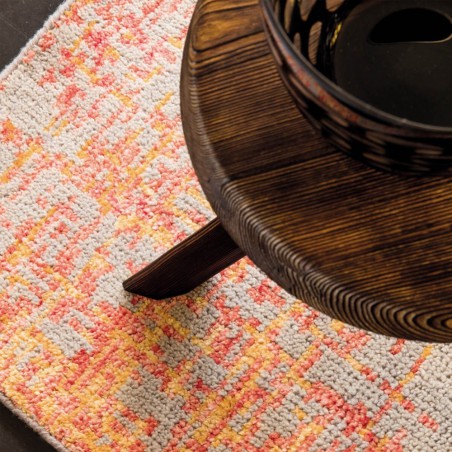 Tapis noué main Rouge Orange et Gris en laine et viscose par Ligne Pure Tapis noué main Rouge Orange et Gris en laine et viscose par Ligne Pure