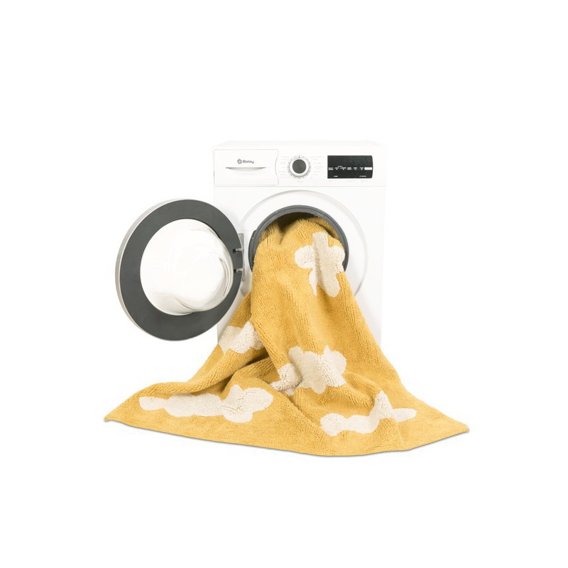 Tapis en coton lavable en machine Clouds Moutarde par Lorena Canals