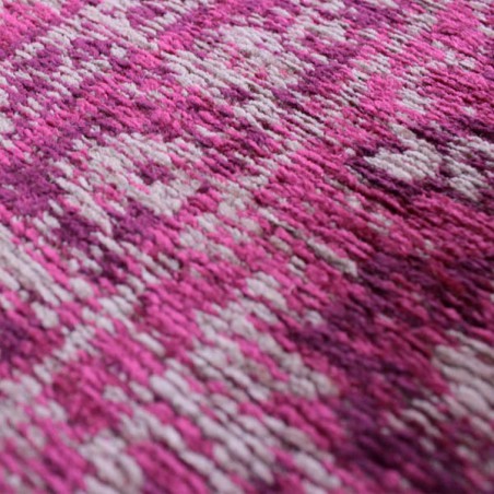Tapis design vintage Palais Bianco Cerise par Luxmi Tapis design vintage Palais Bianco Cerise par Luxmi