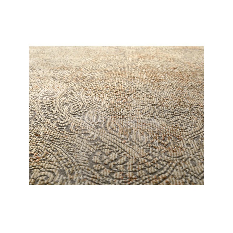 Tapis new vintage Baroque girs argent et beige par WeconHome