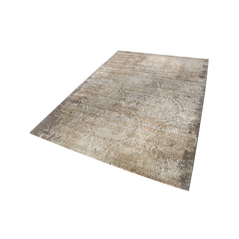 Tapis new vintage Baroque girs argent et beige par WeconHome