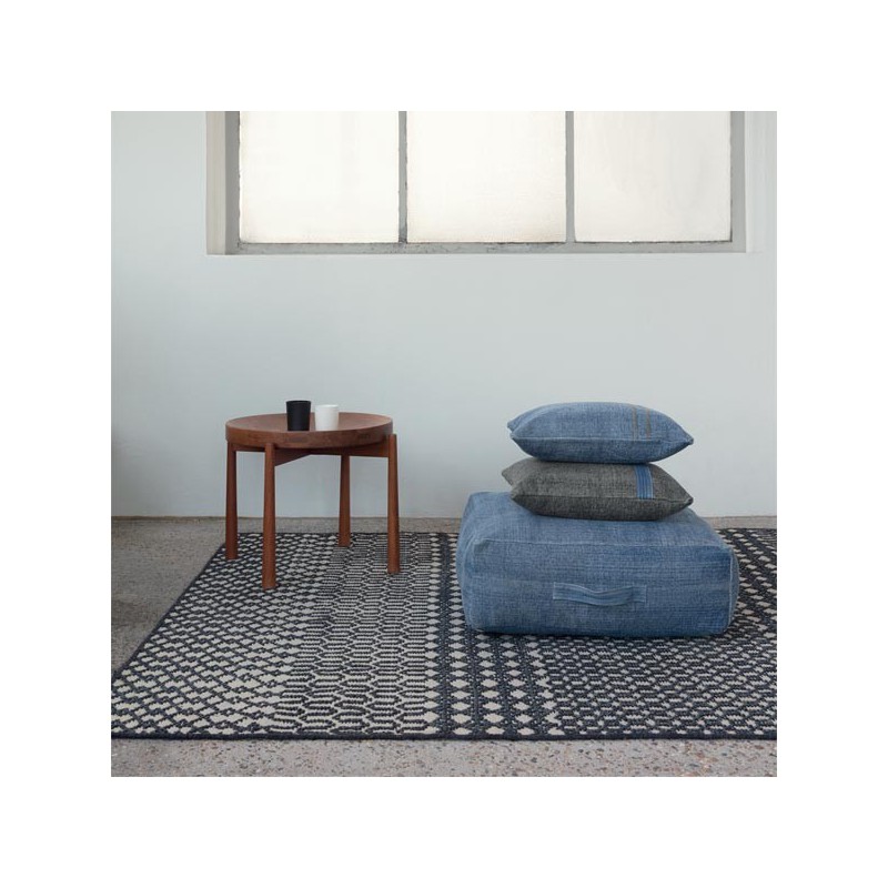 Tapis design noué main Switch noir par Ligne Pure