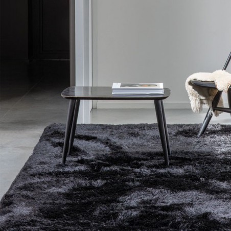 Tapis haut de gamme shaggy noir Adore par Ligne Pure ambiance Tapis haut de gamme shaggy noir Adore par Ligne Pure ambiance