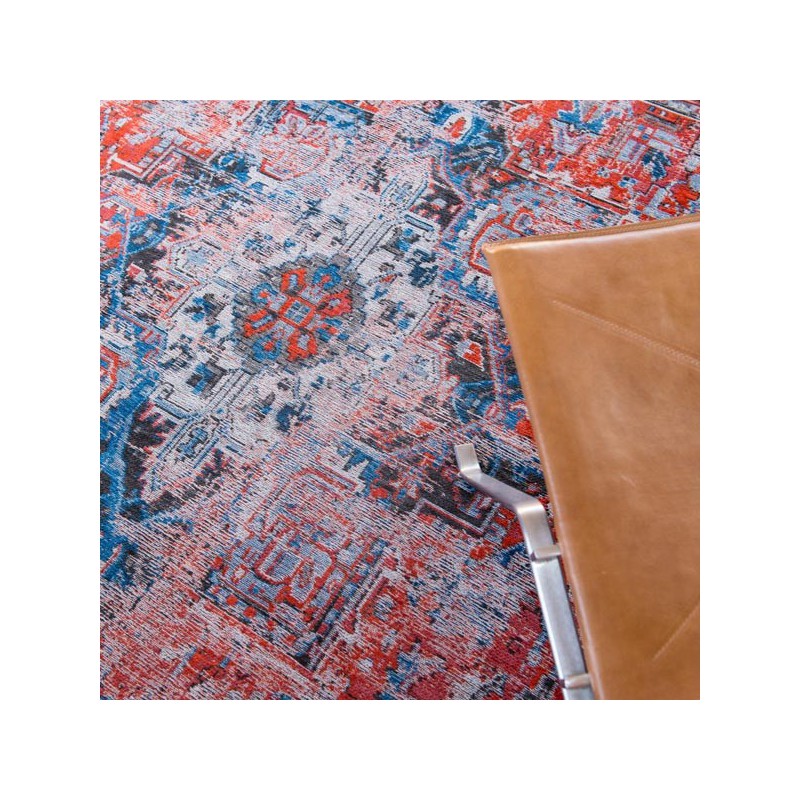 Tapis de salon new vintage Antiquarian Heriz rouge par Louis De Poorter