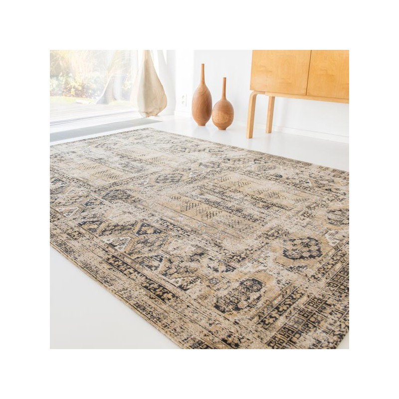 Tapis de chambre new vintage Antiquarian Hads old gold par Louis De Poortere