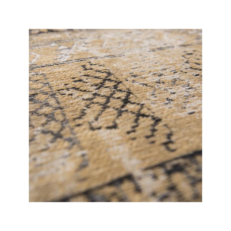 Tapis de chambre new vintage Antiquarian Hads old gold par Louis De Poortere