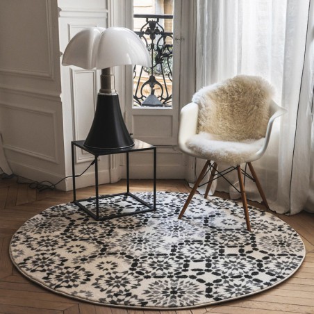 Tapis Berbère Rond Tanger Noir et Blanc x160cm par Edito Tapis Berbère Rond Tanger Noir et Blanc x160cm par Edito