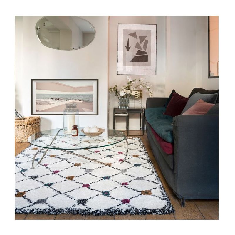 Tapis ethnique blanc, violet et emeraude par Edito