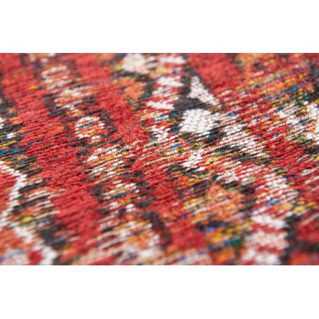 Tapis style ethnique rouge par Louis de Poortere Tapis style ethnique rouge par Louis de Poortere