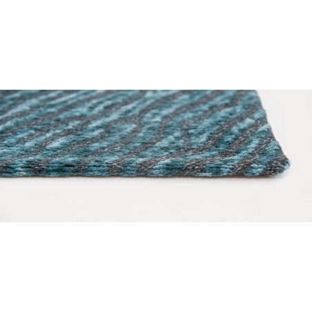 Tapis facile d'entretien de couleur bleu par Louis de Poortere Tapis facile d'entretien de couleur bleu par Louis de Poortere