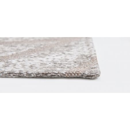 Tapis rectangulaire en coton et polyester par Louis de Poortere Tapis rectangulaire en coton et polyester par Louis de Poortere