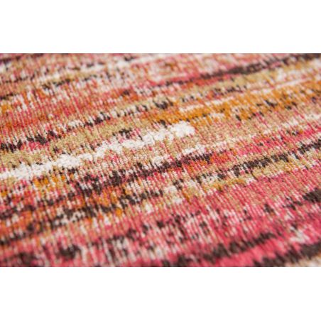 Tapis rectangulaire design dans les tons rouges Tapis rectangulaire design dans les tons rouges