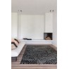 Tapis de salon contemporain Naos points blanc fond noir en polyester Tapis de salon contemporain Naos points blanc fond noir en polyester