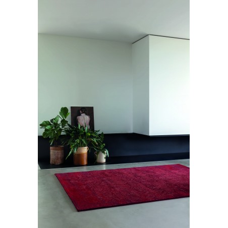 Tapis de salon classique pure laine Uranus rouge motifs floraux ton sur ton Tapis de salon classique pure laine Uranus rouge motifs floraux ton sur ton