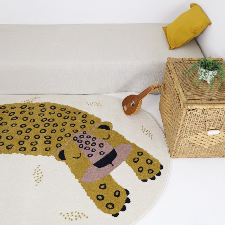 Photo d'ambiance tapis tigre Kleo Miel Photo d'ambiance tapis tigre Kleo Miel