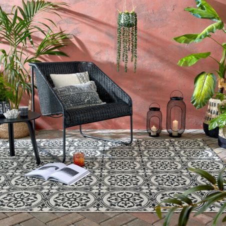 Tapis indoor/ outdoor en polpropylène Casablanca noir et blanc Tapis indoor/ outdoor en polpropylène Casablanca noir et blanc
