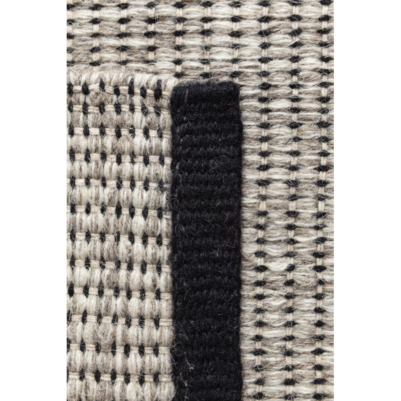 Tapis en laine Marvel noir et écru par Ligne Pure