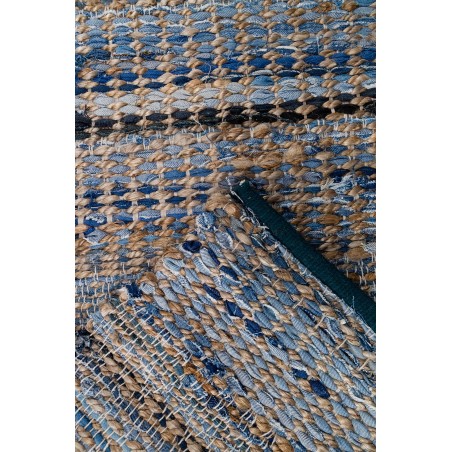 Détail Tapis salon écoresponsable en jute et denim bleu MARINE Détail Tapis salon écoresponsable en jute et denim bleu MARINE