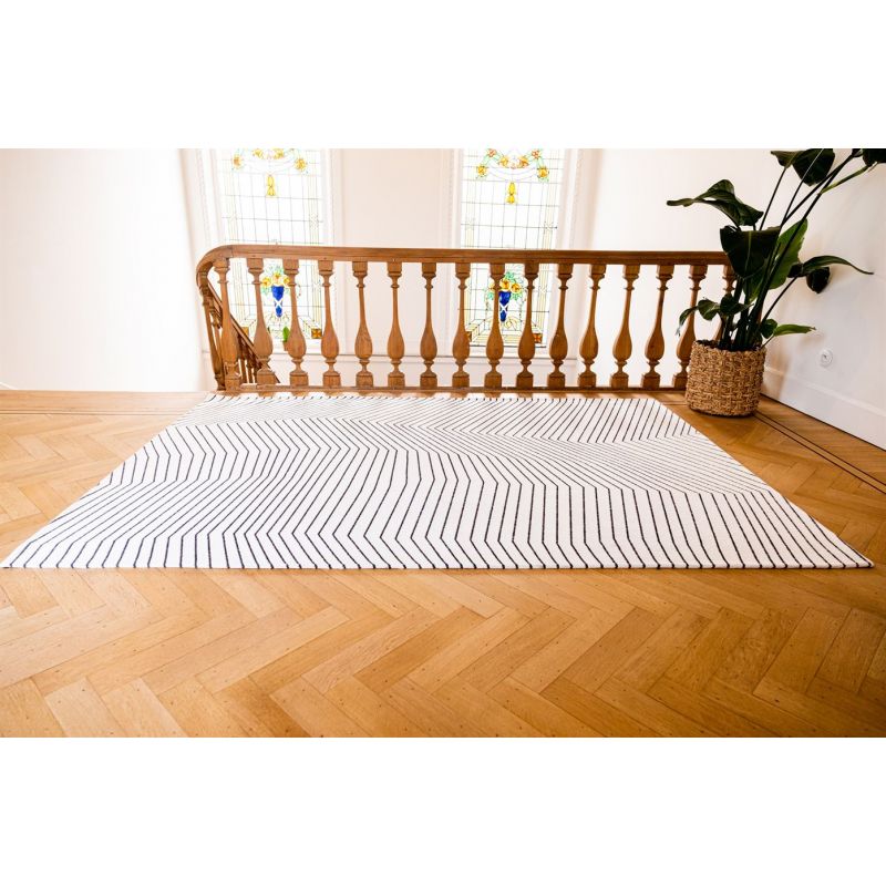 Tapis design tissé plat San Andreas White Black salon