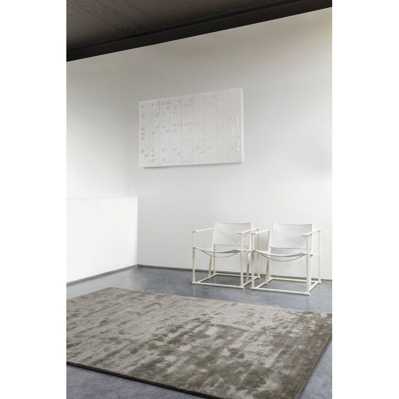 Tapis de salon design haut de gamme en viscose Traces Gris taupe