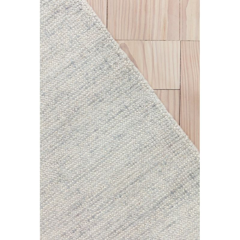 Tapis Contemporain tissé main en laine et soie de bambou Oat Gris clair