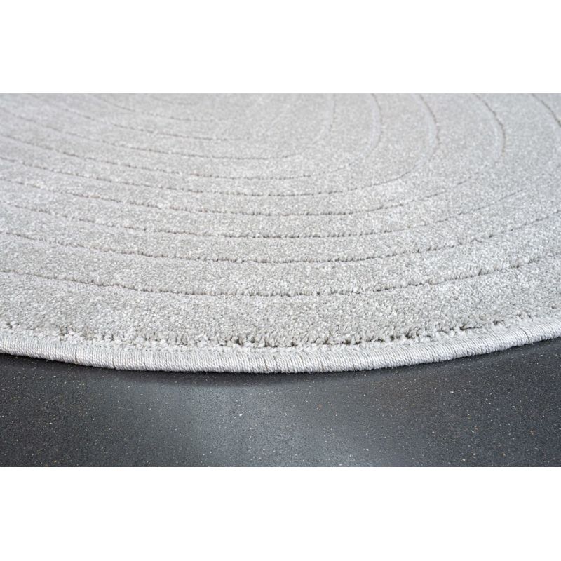 Tapis de salon forme originale galet Halona gris clair