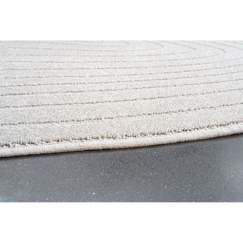 Tapis de salon forme originale galet Halona gris clair