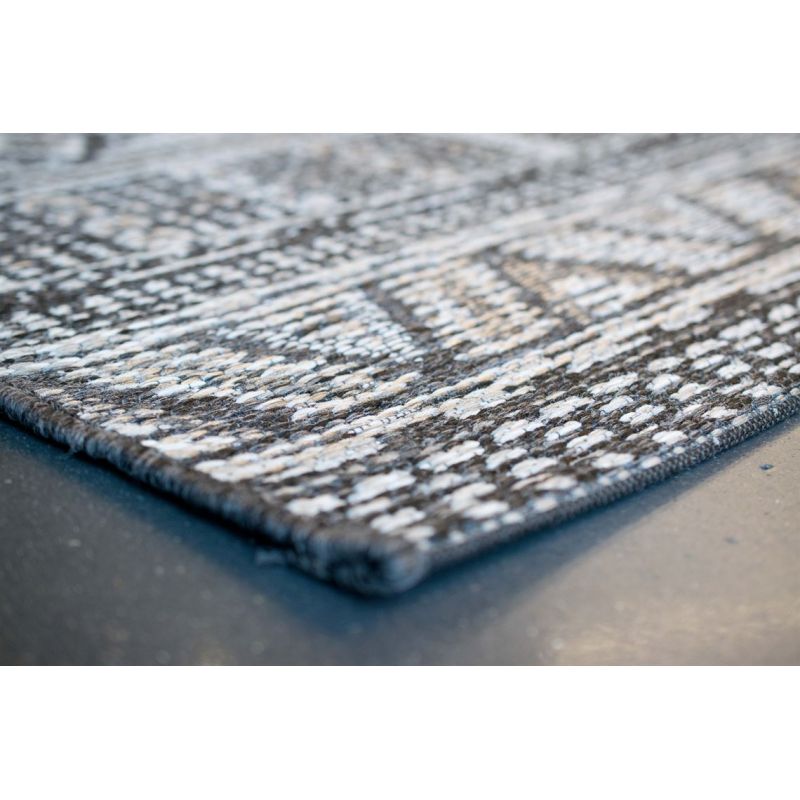 Tapis indoor/ outdoor en polypropylène motif ethnique Naya anthracite