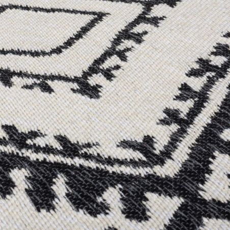 Tapis en coton recyclé Alix blanc et noir motifs losanges ethniques salon ecologique Tapis en coton recyclé Alix blanc et noir motifs losanges ethniques salon ecologique