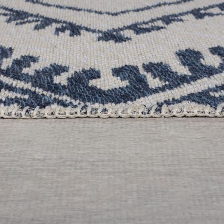 Tapis en coton recyclé Alix blanc et marine motifs losange ethniques Tapis en coton recyclé Alix blanc et marine motifs losange ethniques