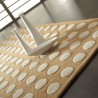Tapis Design Pompons Marron et Beige par Carving Tapis Design Pompons Marron et Beige par Carving