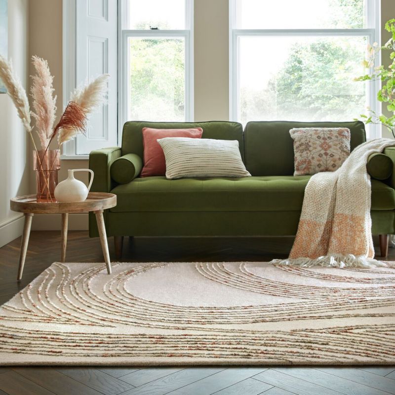 Tapis original en laine écrue lignes oranges Memphis salon