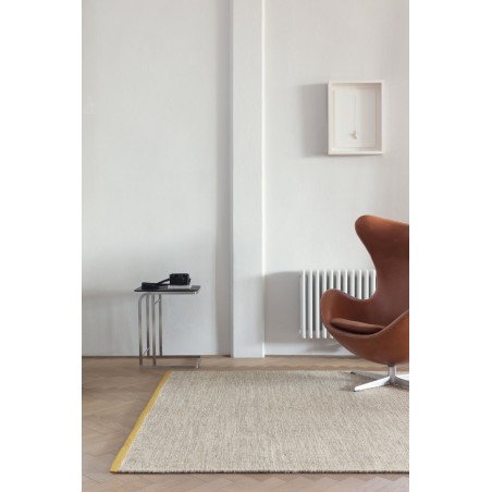 Tapis tissé main en laine Marvel jaune et écru Tapis tissé main en laine Marvel jaune et écru