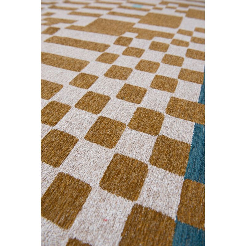 Tapis moderne décor damiers miel en PET Chess Honey motif