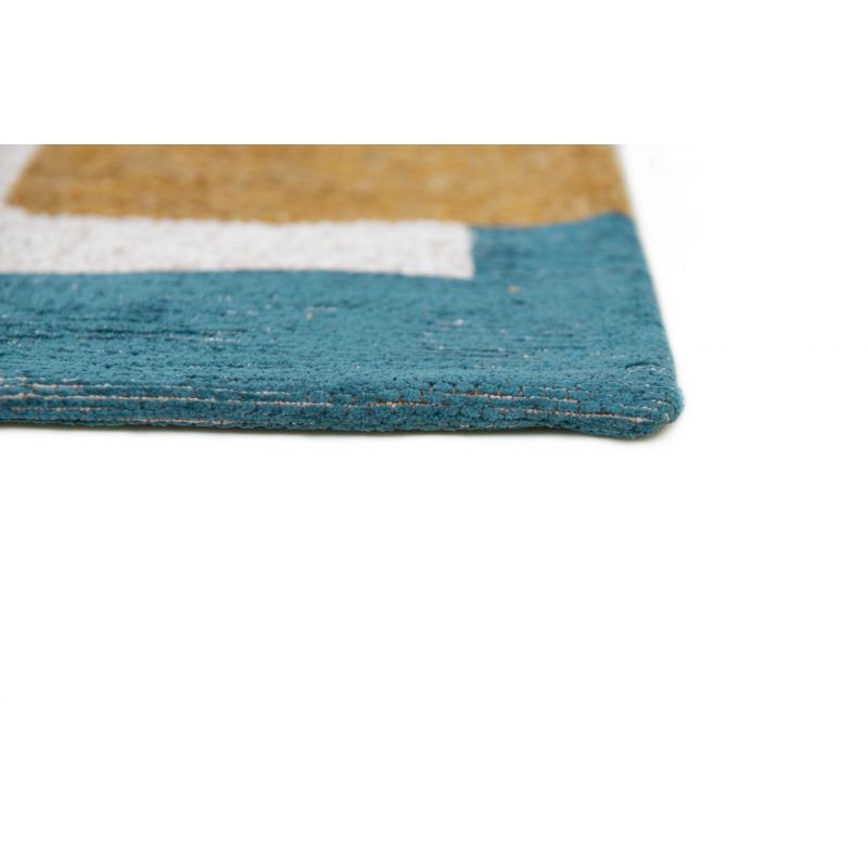 Tapis moderne décor damiers miel en PET Chess Honey epaisseur