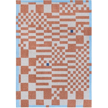 Tapis moderne décor damiers terracotta en PET Chess Nude